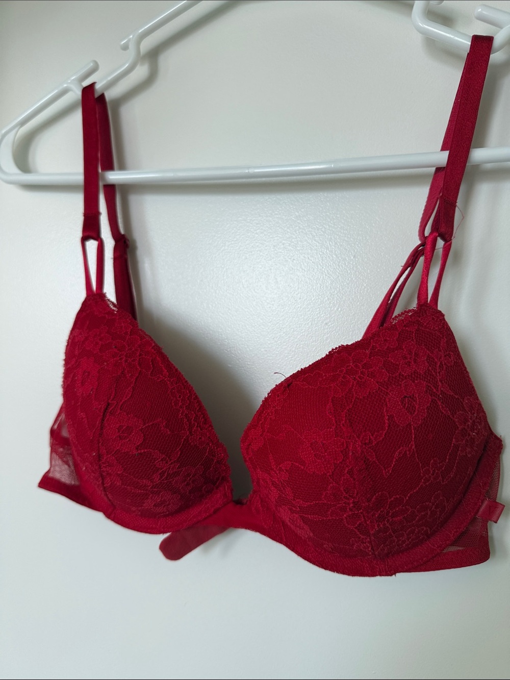 VS 32B push-up bra